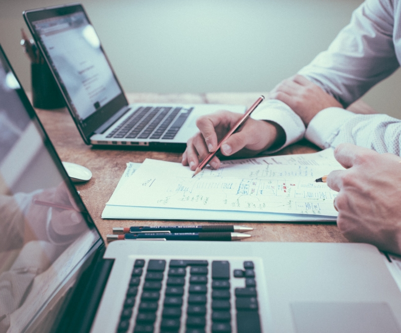 helloquence-5fNmWej4tAA-unsplash